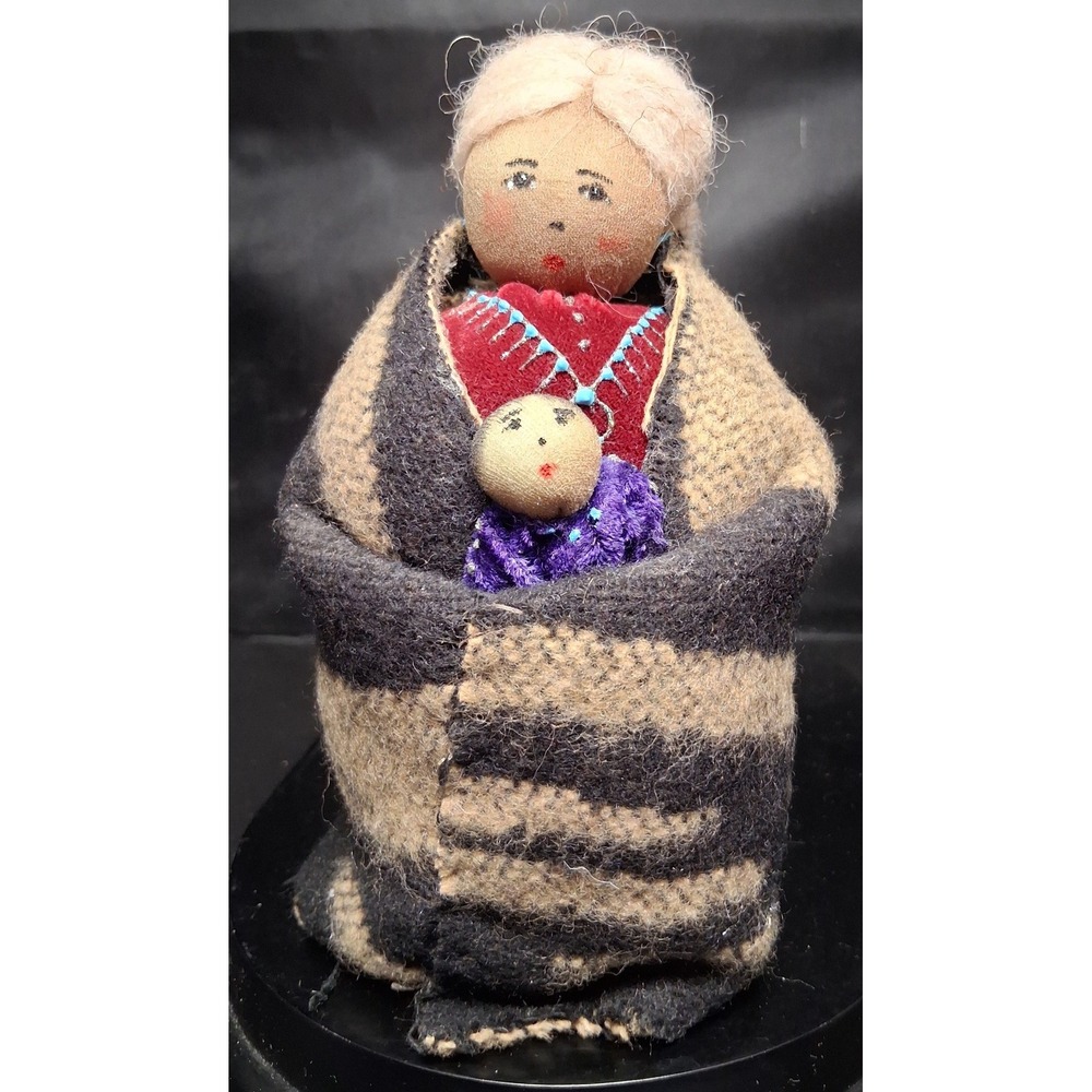 Handmade Navajo Folk Art Doll Mother and Baby Wool Blanket Turquoise Beads 5.5"